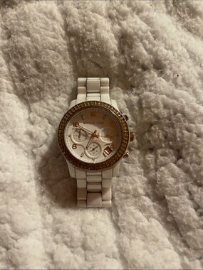 Vintage Michael Kors White Ceramic Watch with Gold Crystal Bezel